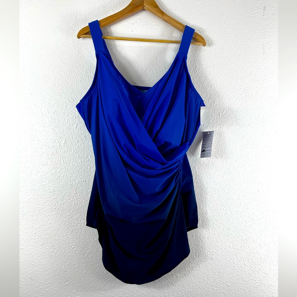 NWTO Lands End blue ombre one piece swimsuit 24 DDD